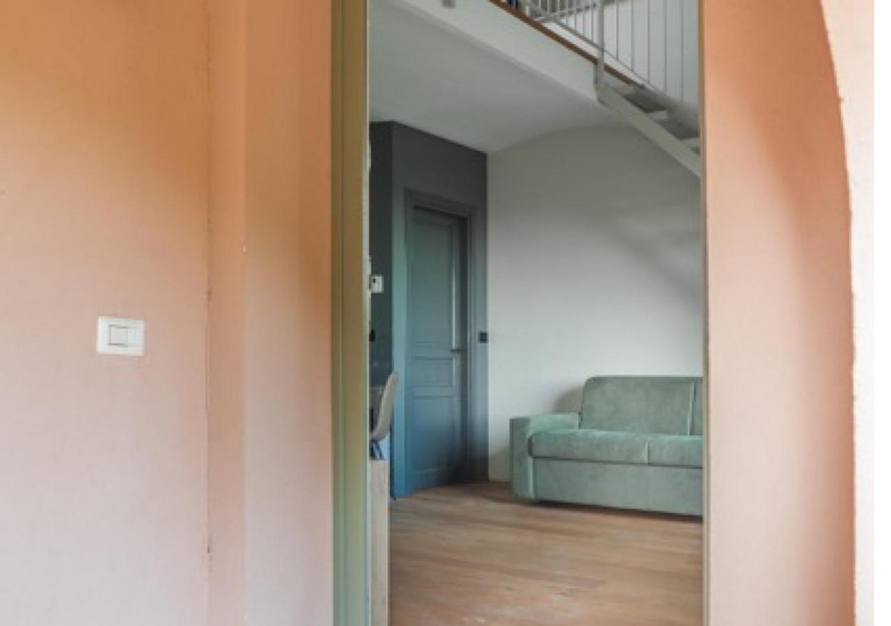 Апартаменты Charming Loft Golf Club Barolo Новелло Экстерьер фото